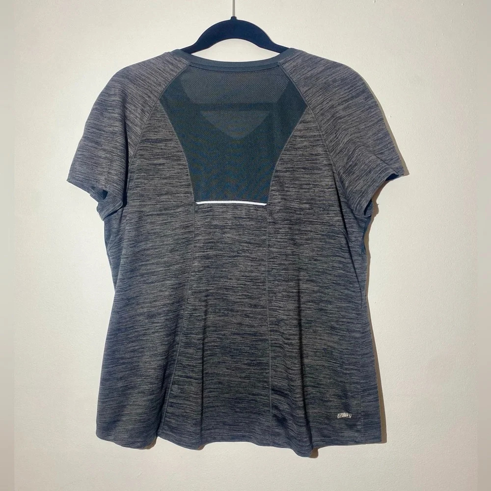 Activewear shirt - Picture 2 of 2